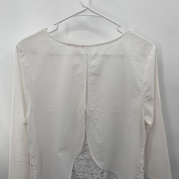 InTu white blouse Size Large - Picture 5 of 8